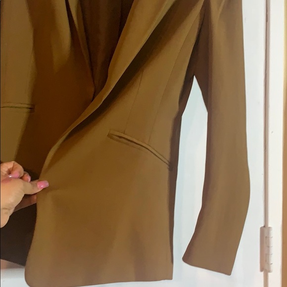 Top - Picture 4 of 5